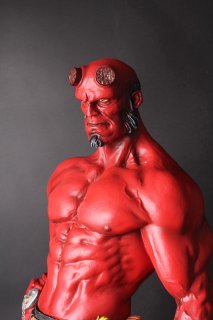 Hellboy 地狱男爵 雕像